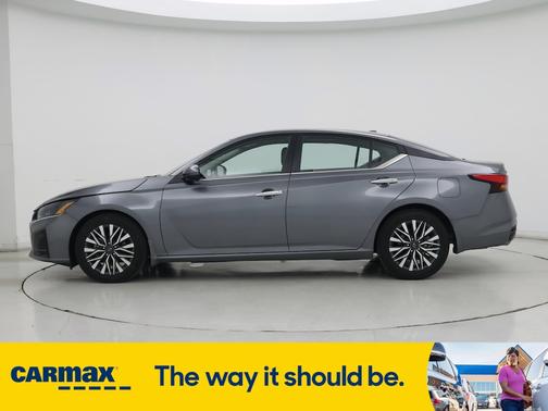 2023 Nissan Altima SV