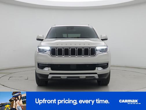 White 2022 Jeep Wagoneer Series III