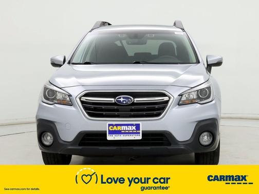 Photo 5 of 27 of 2019 Subaru Outback 2.5i Premium