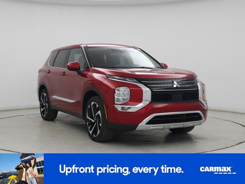 Red 2022 Mitsubishi Outlander SE
