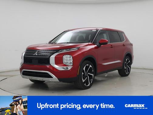 Red 2022 Mitsubishi Outlander SE