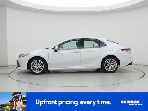 White 2020 Toyota Camry XLE