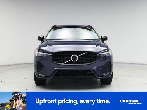 2024 Volvo XC60 B5 Plus Dark Theme