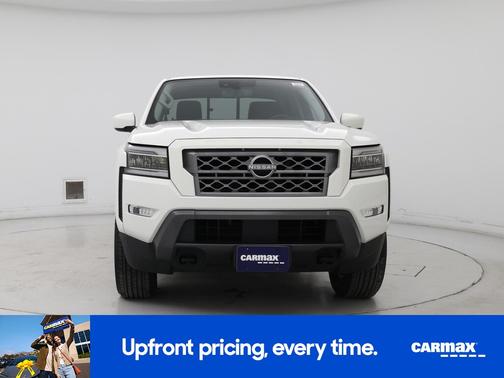 White 2022 Nissan Frontier SV