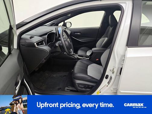 White 2024 Toyota Corolla Hatchback XSE