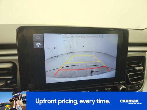 White 2022 Kia Rio S