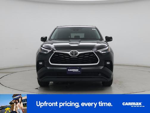 Black 2023 Toyota Highlander LE