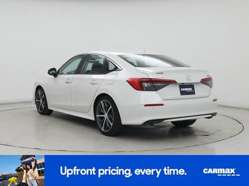 White 2024 Honda Civic Touring