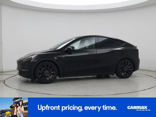 Black 2023 Tesla Model Y Performance