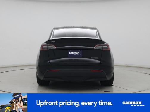 Black 2023 Tesla Model Y Performance