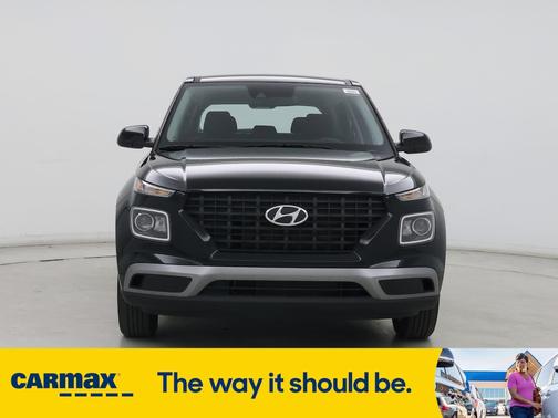 2022 Hyundai VENUE SE