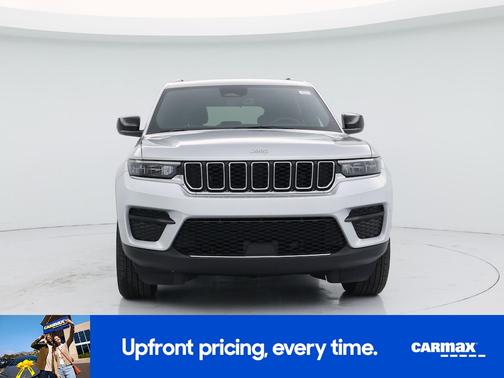 White 2025 Jeep Grand Cherokee Laredo X
