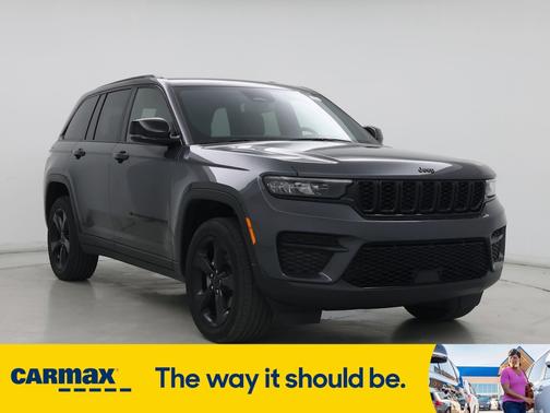 2022 Jeep Grand Cherokee Altitude