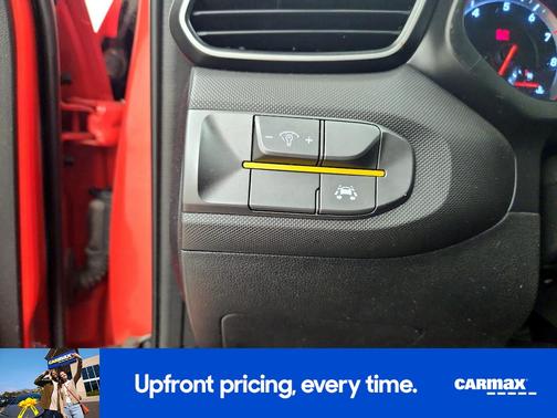 2019 Hyundai Veloster R-Spec