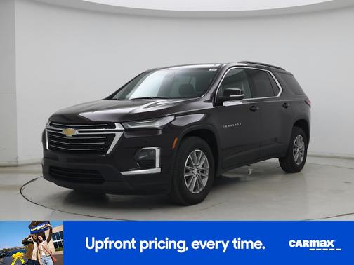 Red 2023 Chevrolet Traverse LT Cloth