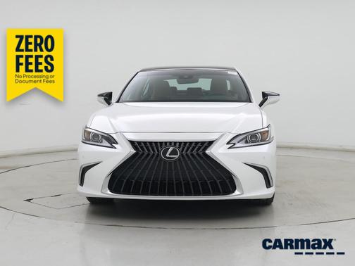 White 2024 Lexus ES 350 Luxury