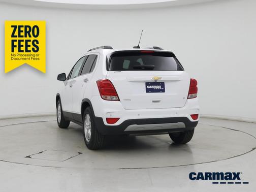White 2017 Chevrolet Trax LT