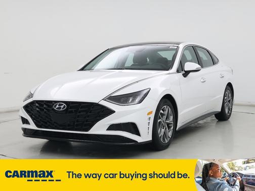 2022 Hyundai SONATA SEL