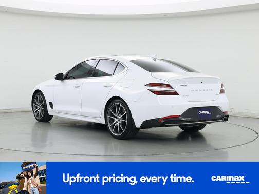 White 2022 Genesis G70 2.0T