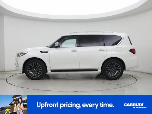 White 2022 INFINITI QX80 Sensory
