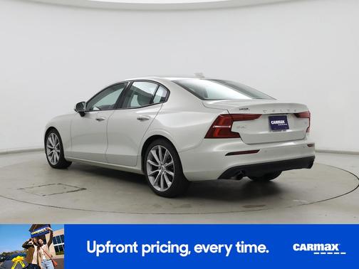 2019 Volvo S60 T5 Momentum