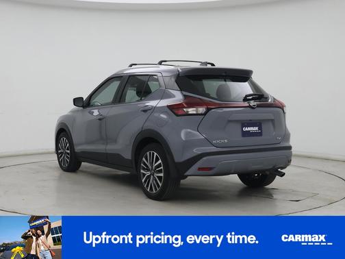 Gray 2022 Nissan Kicks SV
