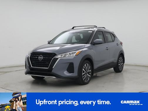 Gray 2022 Nissan Kicks SV