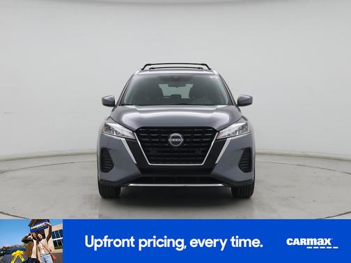 Gray 2022 Nissan Kicks SV