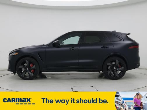 2024 Jaguar F-PACE SVR