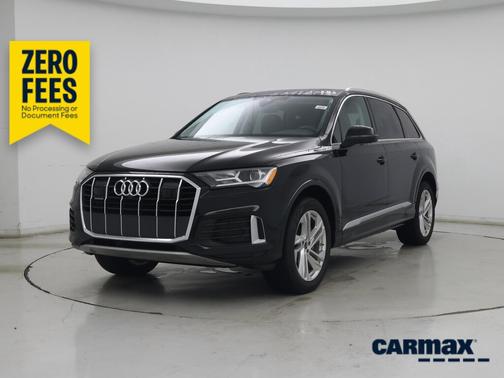 Black 2023 Audi Q7 Premium