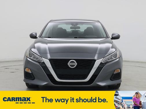 2022 Nissan Altima SV