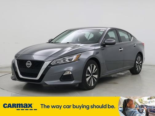 2022 Nissan Altima SV