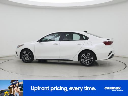 White 2023 Kia Forte GT-Line