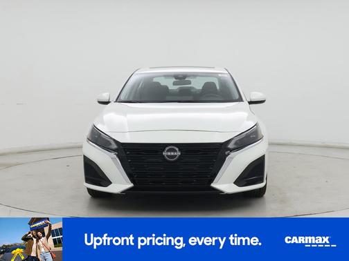 2023 Nissan Altima SV