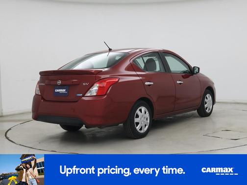 2016 Nissan Versa SV