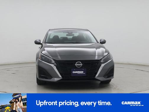 Gray 2023 Nissan Altima SV
