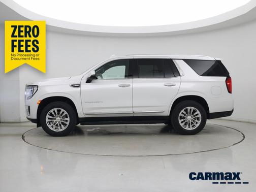 White 2023 GMC Yukon SLT