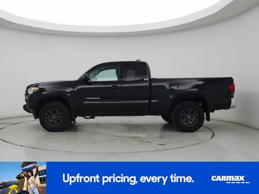 Black 2022 Toyota Tacoma SR5