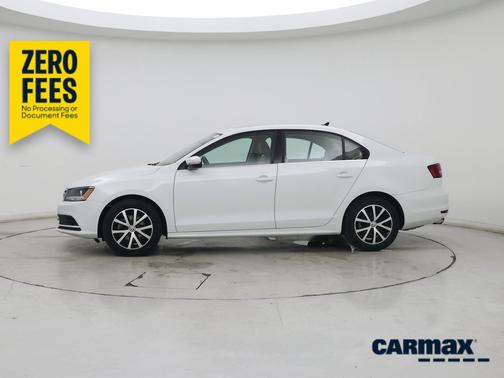 White 2017 Volkswagen Jetta SE