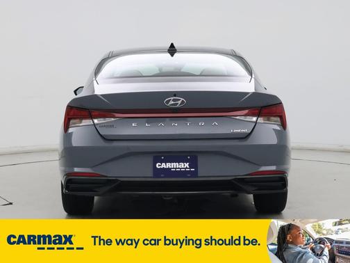 2022 Hyundai ELANTRA Limited