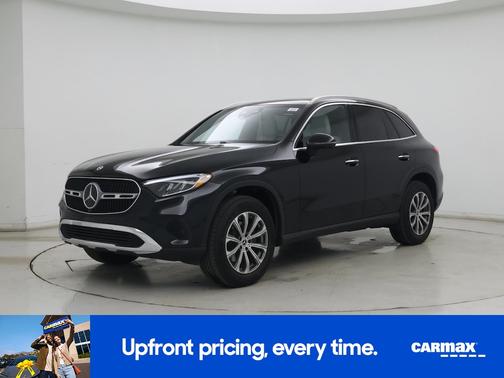 Black 2026 Mercedes-Benz GLC 300