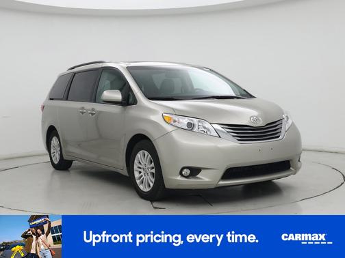 2017 Toyota Sienna XLE