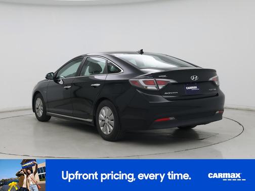 2017 Hyundai SONATA Hybrid SE