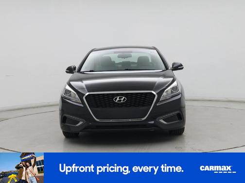 2017 Hyundai SONATA Hybrid SE