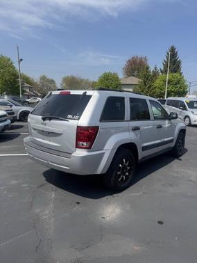 2006 Jeep Grand Cherokee Laredo