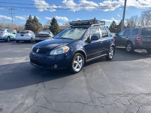 2011 Suzuki SX4 Tech Valu Pkg (NAV)