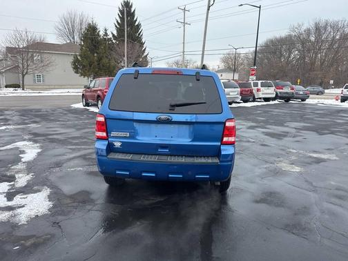 2011 Ford Escape XLT