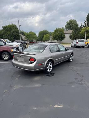 2000 Nissan Maxima SE