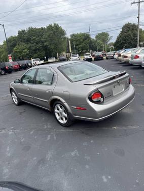 2000 Nissan Maxima SE