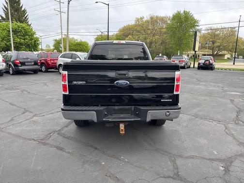 Black 2011 Ford F-150 XLT